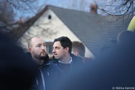 Javno pismo ministrici za zdravje in miren shod v podporo zoper ukinitvi Nujne medicinske pomoči Kamnik (45)